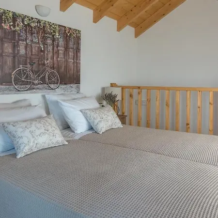Holiday home Onomy Vathypetro